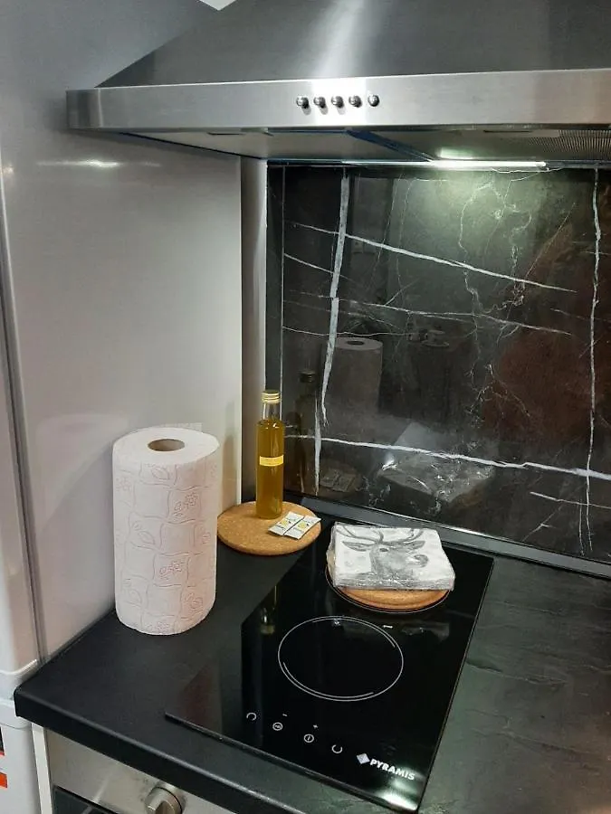 Apartment Vali_Skg Studio Thessaloniki Greece